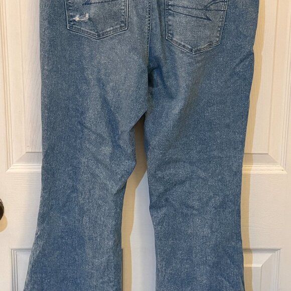 American Eagle Next Level Ripped Super High-Waisted Flare Jeans 18 Long - Picture 3 of 6